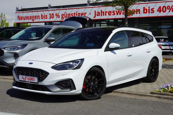 Ford Focus ST 2.3 EcoBoost