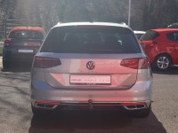VW Passat Variant 2.0 R-Line 4Motion