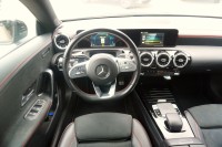 Mercedes-Benz CLA 220 AMG Line