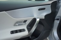 Mercedes-Benz A 200 A200 DCT AMG Line Multibeam MBUX Pano