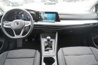 VW Golf VIII Variant 1.5 TSI Life