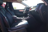 Volvo XC 40 XC40 2.0 Momentum T4 AWD