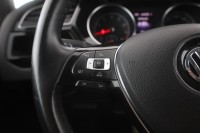 VW Touran 1.4 TSI DSG R-Line