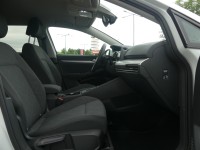 VW Golf VIII Variant Life eTSI