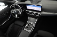 BMW 3 330i M-Sport Touring Aut.