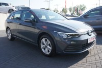 VW Golf VIII Variant 1.5 eTSI DSG Life