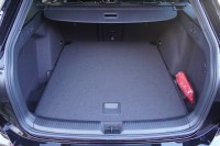 VW Golf VIII Variant 1.5 eTSI R-Line DSG