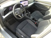 VW Golf VIII Variant 1.5