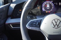 VW Golf VIII Variant 1.5 eTSI R-Line