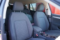 VW Golf VIII Variant Life eTSI
