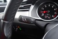 VW Passat Variant 1.5 TSI DSG R-Line