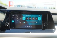 VW Golf VIII 1.0