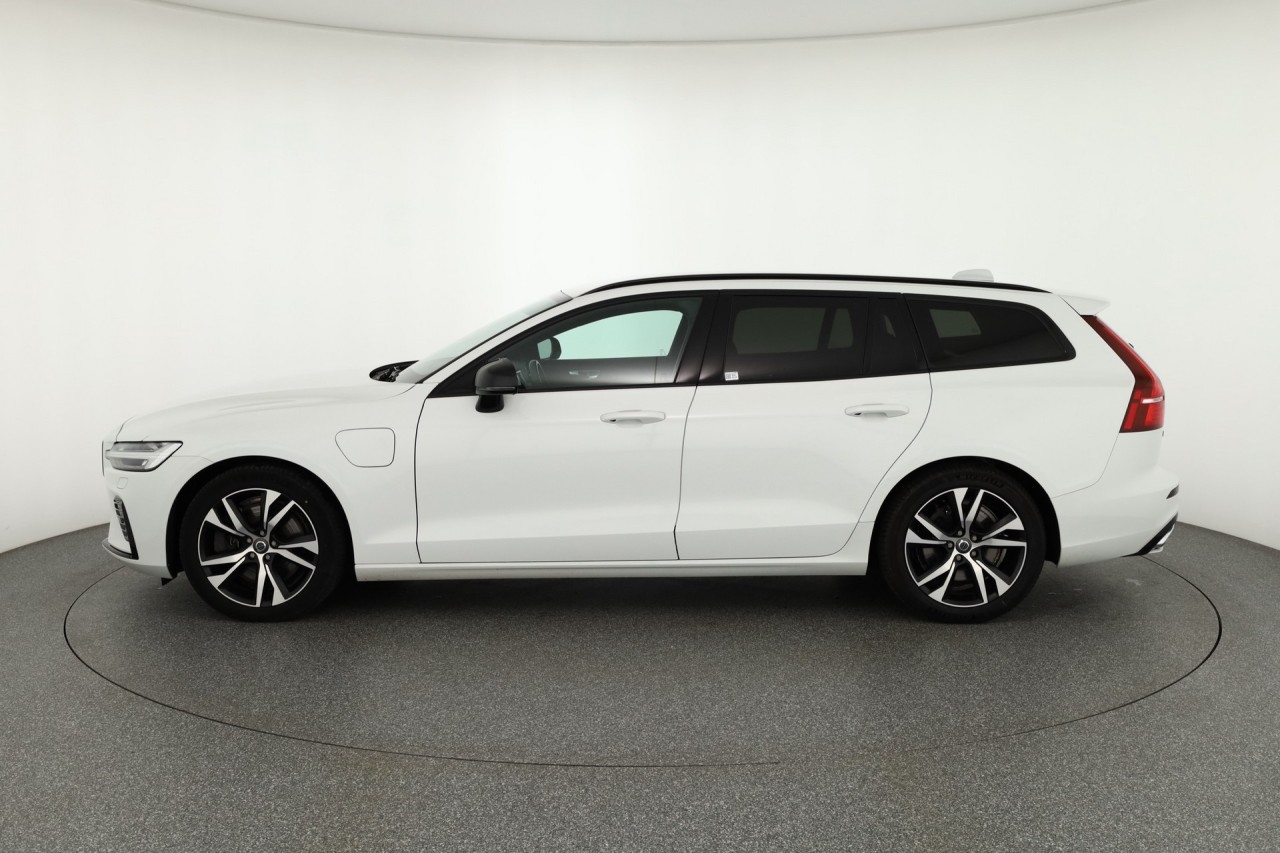 Volvo V60 Recharge T6 AWD R Design