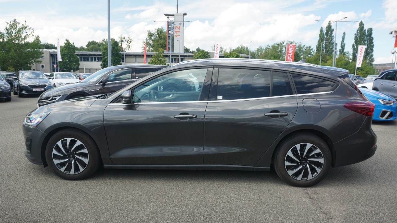 Ford Focus Turnier 1.5 EB Titanium