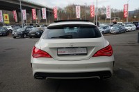 Mercedes-Benz CLA 200 AMG Line