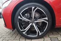 Volvo S60 2.0 M-Hybrid Ultimate Dark AWD