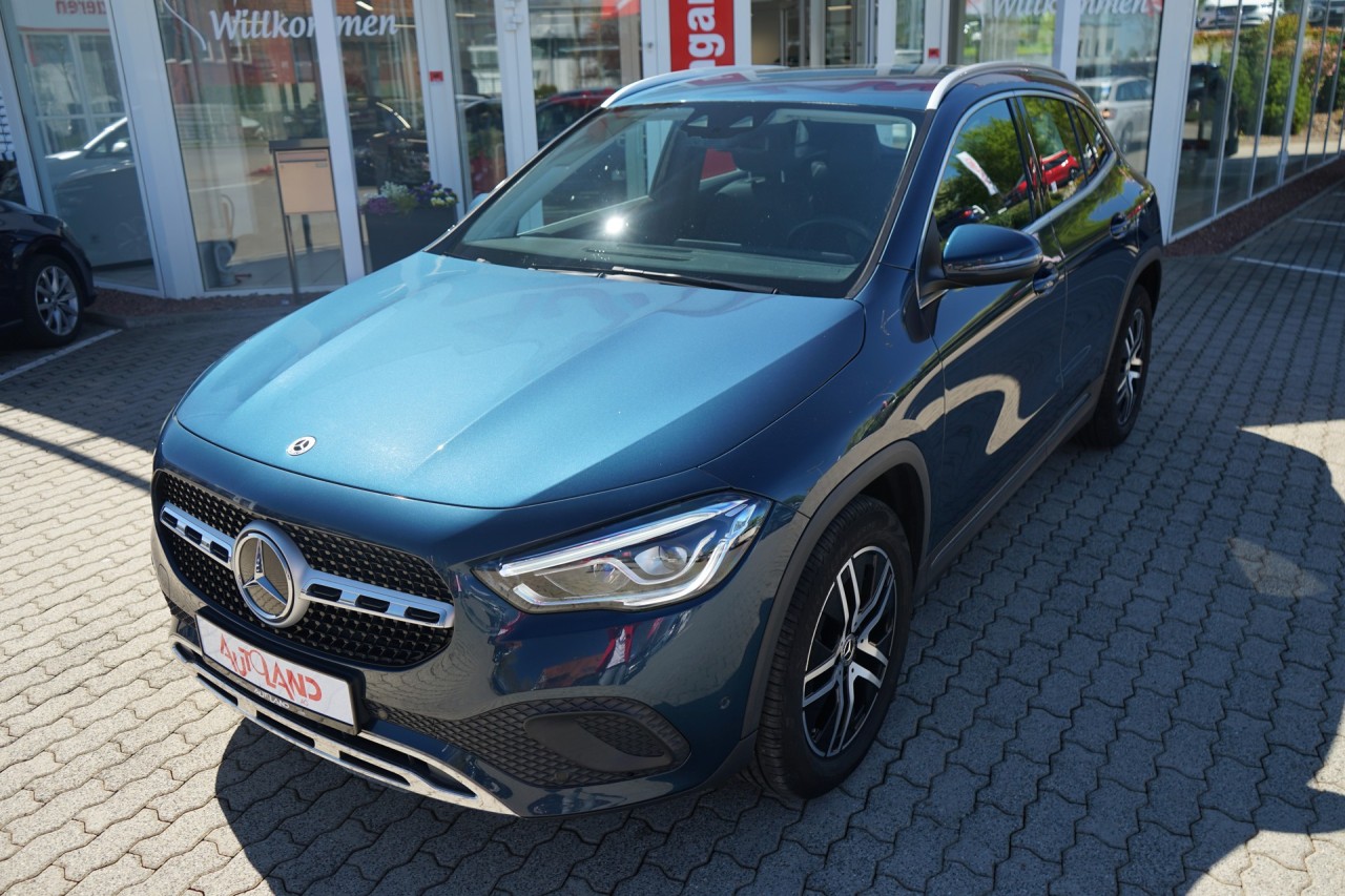 Mercedes-Benz GLA 200 Progressive