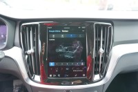Volvo V60 Kombi 2.0 B4 M-Hybrid