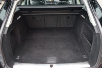 Audi A4 Avant 40 2.0 TFSI S line