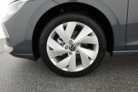 VW Golf VIII e1.5 TSI DSG
