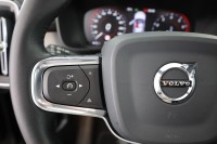 Volvo XC 40 XC40 T3 Momentum Pro
