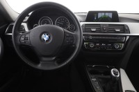 BMW 318 i Touring Advantage