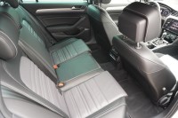 VW Passat Variant 2.0 TSI DSG R-Line