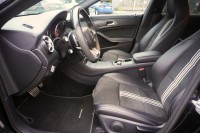 Mercedes-Benz CLA 220 SB AMG Line 4Matic