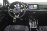 VW Golf VIII Variant 2.0 TDI DSG 2x R-Line