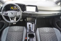 VW Golf VIII Variant 2.0 R-Line DSG