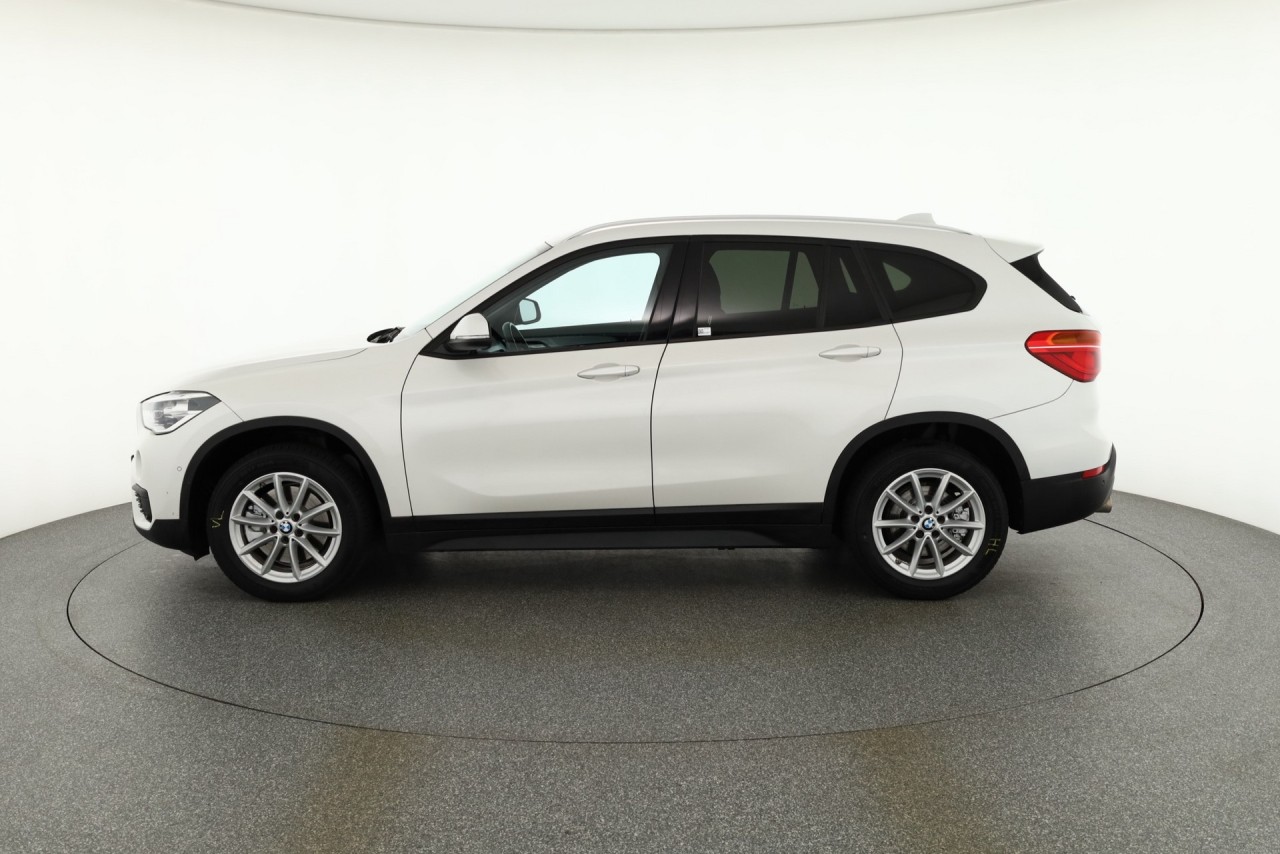 BMW X1 20i xDrive Advantage