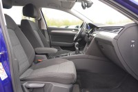 VW Passat Variant 1.5 TSI R-Line