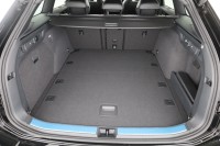 VW Passat Variant R-Line BlackStyle 2.0 TSI 4M DSG