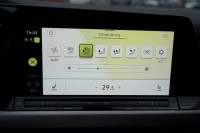 VW Golf VIII Variant Life eTSI DSG