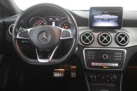 Mercedes-Benz CLA 180 Shooting Brake AMG-Line