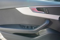 Audi A4 Avant 40 2.0 TDI basis