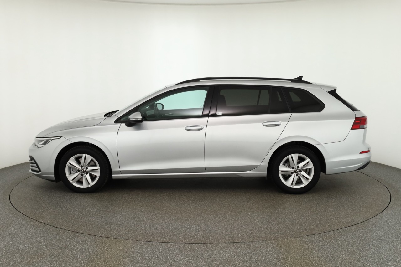 VW Golf VIII Variant 2.0 TDI DSG