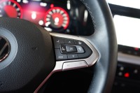 VW Golf VIII Variant 1.0