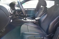 Audi A3 Sportback 1.5 TSI S-Line