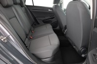 VW Golf VIII Variant 1.5eTSI DSG