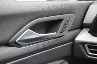 VW Golf VIII Variant R-Line eTSI