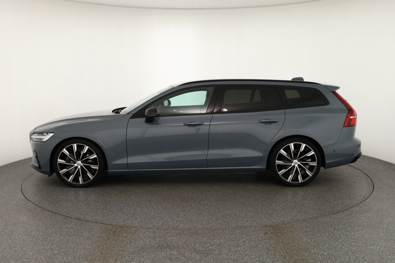 Volvo V60 B4 Plus Dark