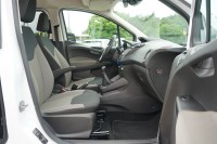 Ford Tourneo Courier 1.0 EB Titanium