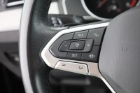 VW Passat Variant 1.5 TSI DSG Business