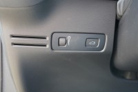 Volvo XC 40 T3 2WD Momentum Pro