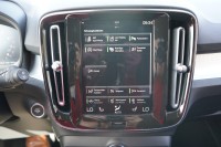 Volvo XC 40 T3 2WD Momentum Pro