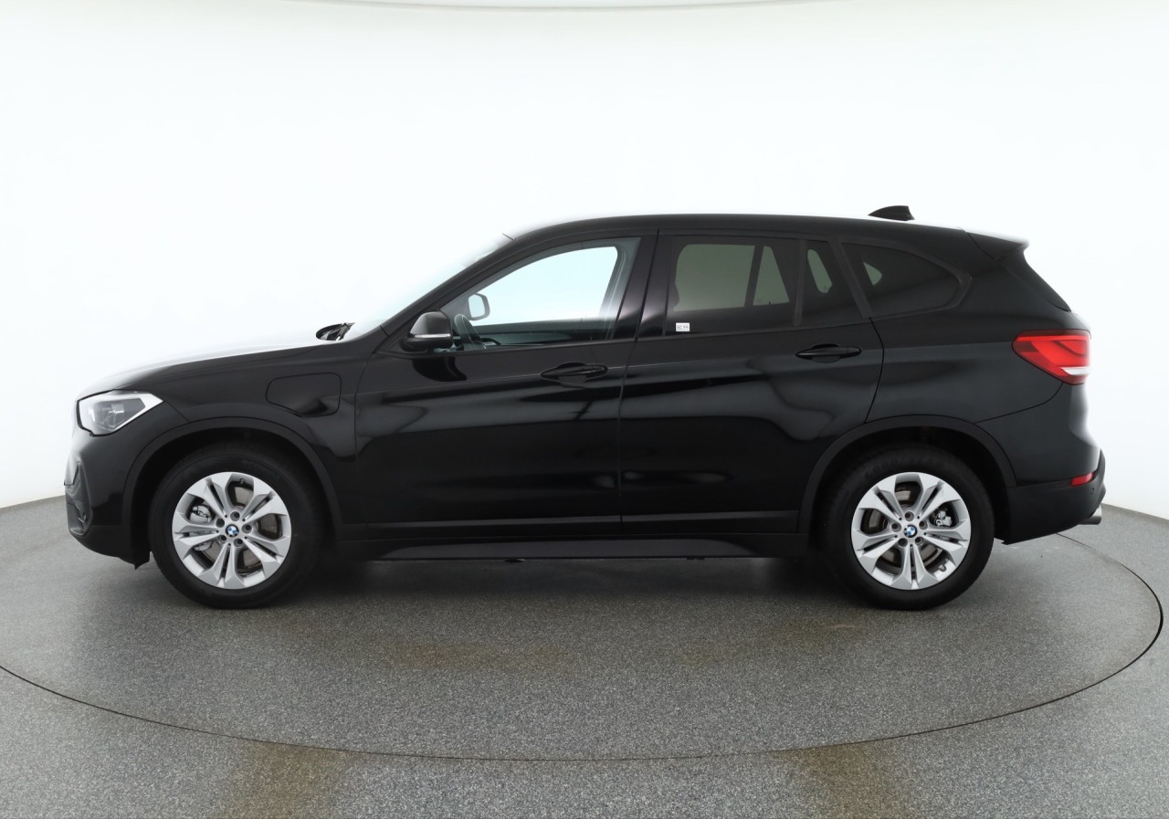 BMW X1 xDrive 25 e Advantage