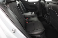 Volvo XC 40 XC40 T4 Momentum Pro