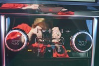 Jaguar XE 2.0 R-Dynamic Black