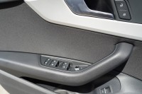 Audi A4 Avant 40 2.0 TFSI S line
